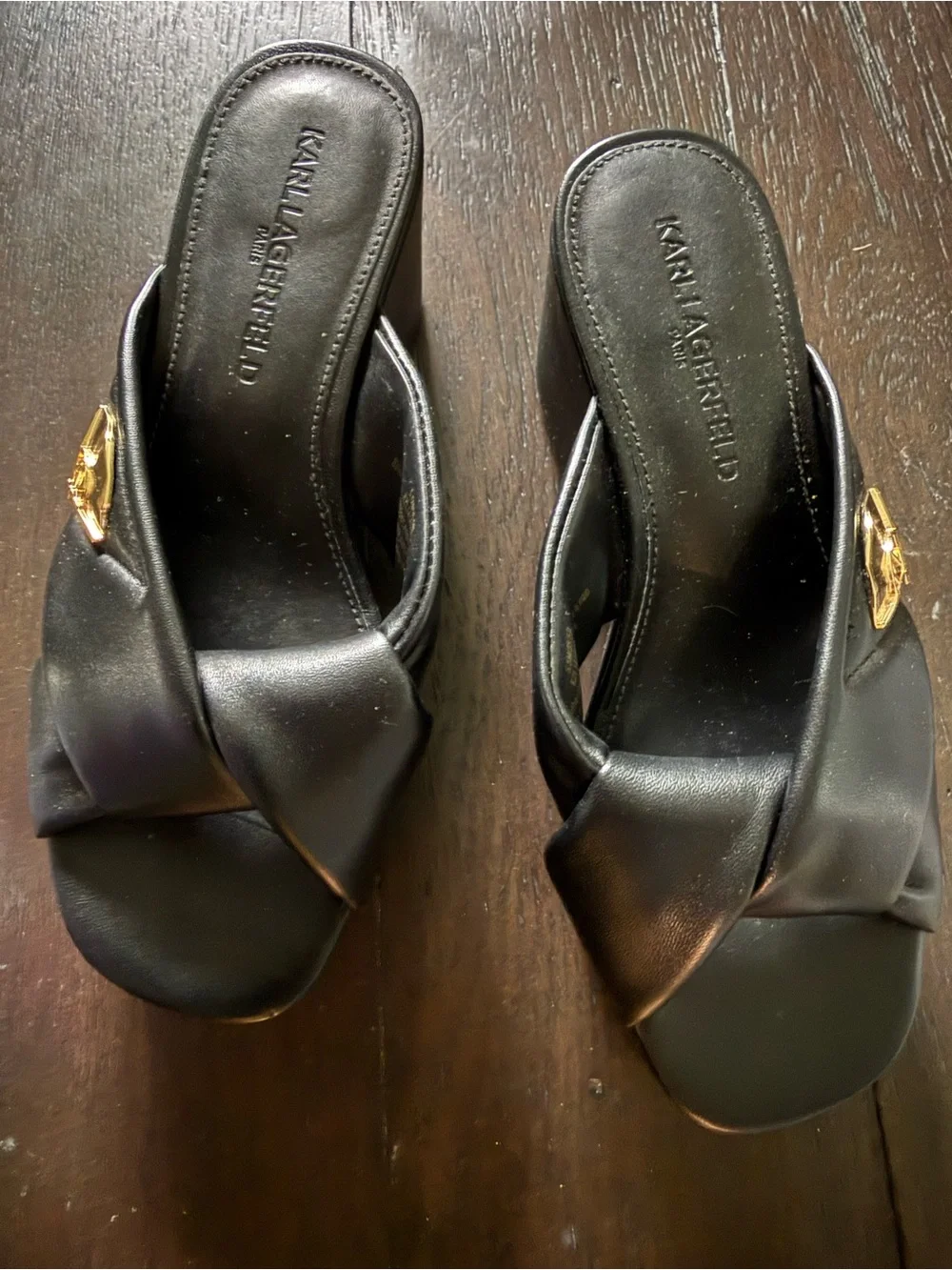 Karl Lagerfeld Black Platform Slide Sandals with Gold Accent Size 5.5 fits 6